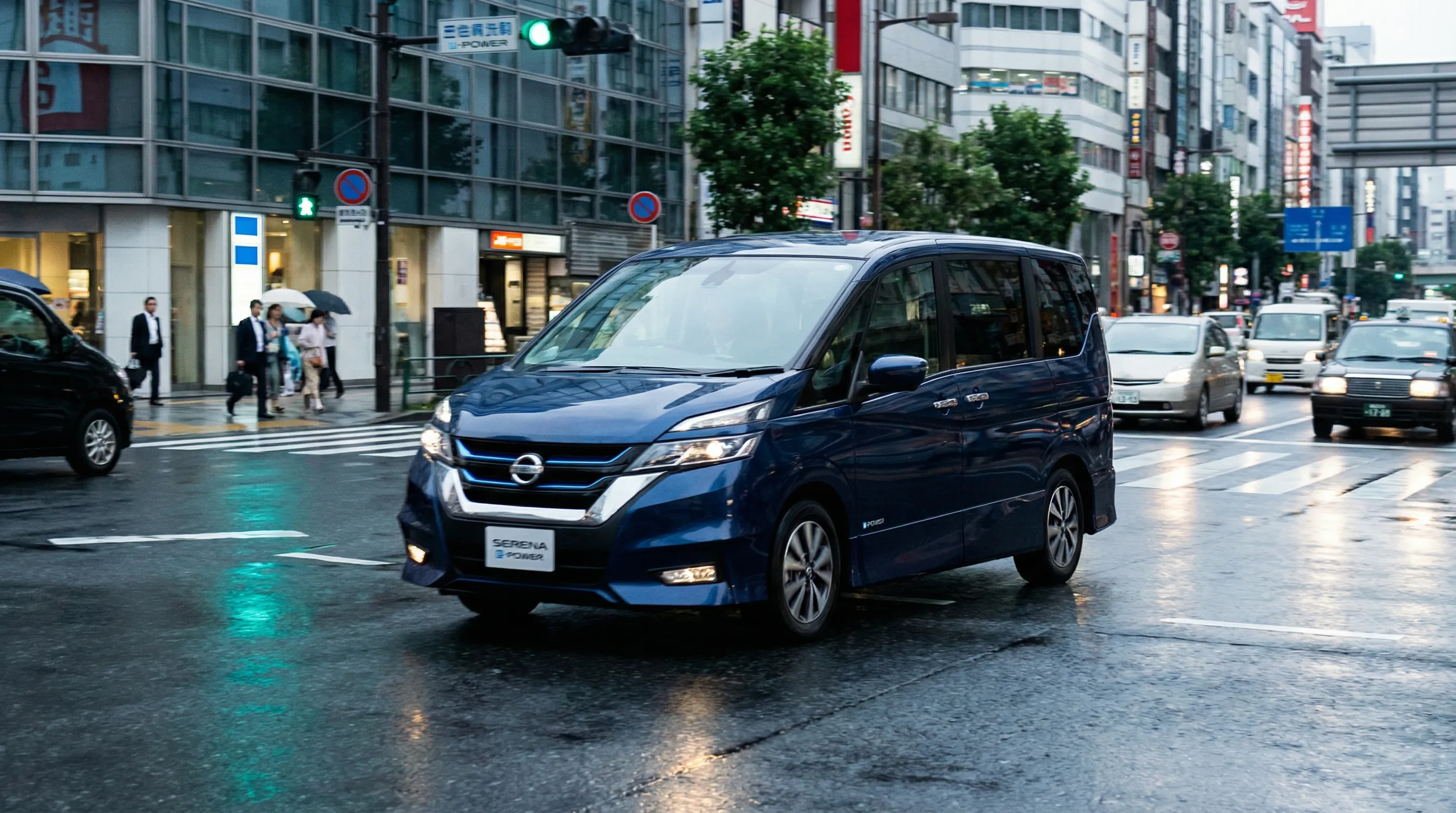 整備風景や商談スペースなど